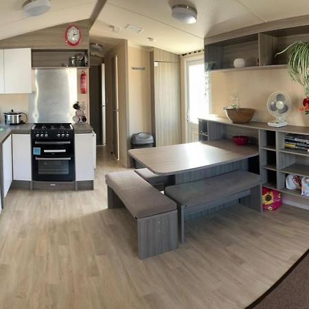 Lido Beach Caravan Престатин Екстериор снимка
